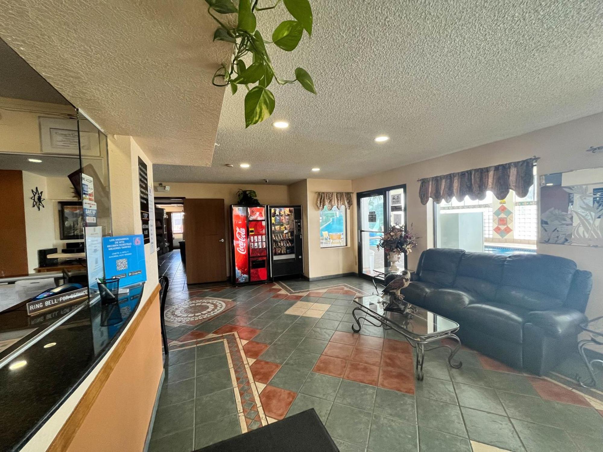 Motel 6 Deming, Nm Exterior photo